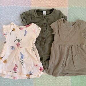Old Navy 3-6 Months Bundle two dresses one jumpsuit Khaki and Floral